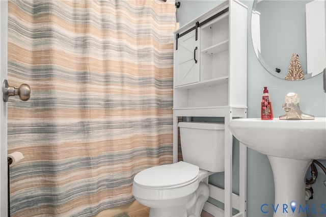 7237 Canal St, Lanexa, VA 23089