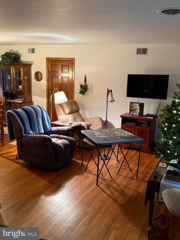 770 FOREST ROAD, Chambersburg, PA 17202