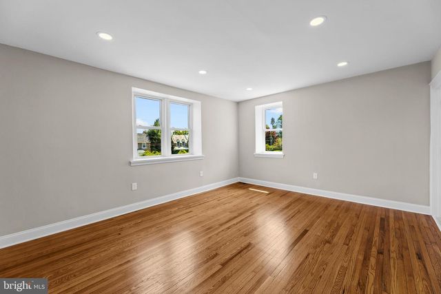 1023 E HAINES ST, Philadelphia, PA 19138