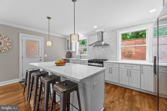 1023 E HAINES ST, Philadelphia, PA 19138