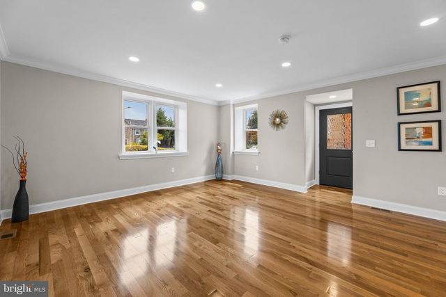 1023 E HAINES ST, Philadelphia, PA 19138