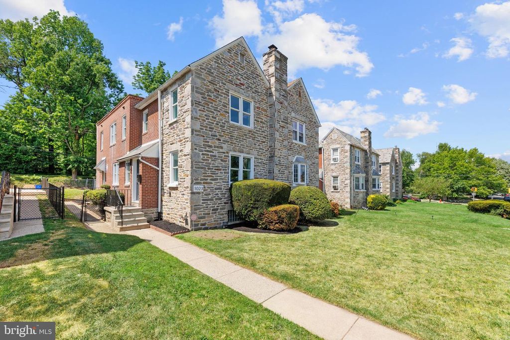 1023 E HAINES ST, Philadelphia, PA 19138