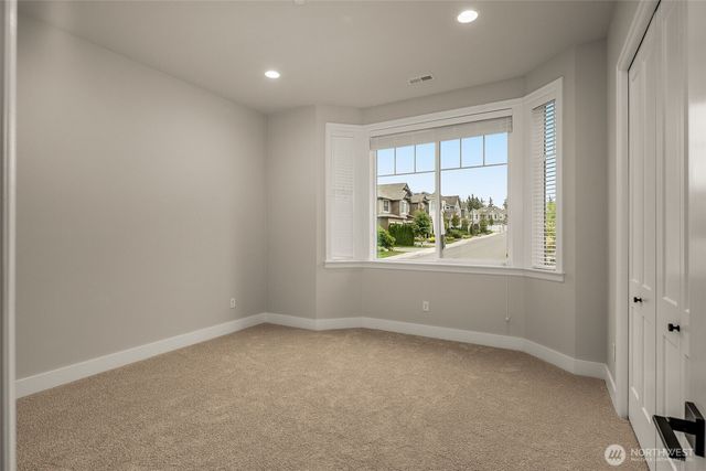 24480 NE 19th Place, Sammamish, WA 98074