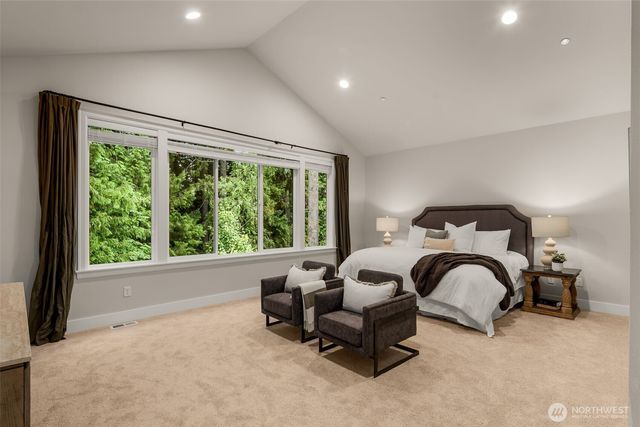 24480 NE 19th Place, Sammamish, WA 98074