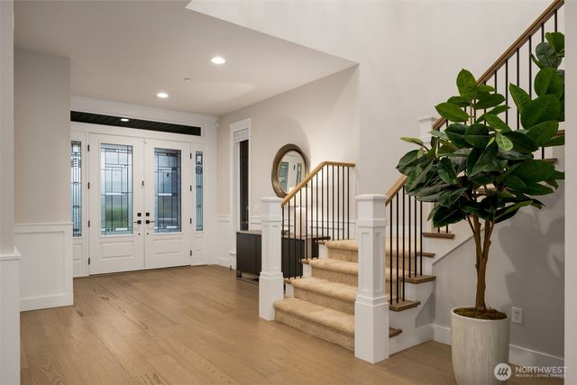 24480 NE 19th Place, Sammamish, WA 98074