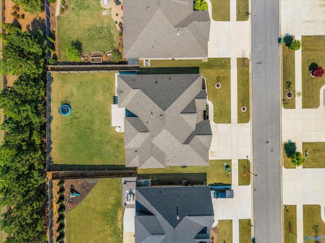 7614 Flint Crossing Circle, Owens Cross Roads, AL 35763