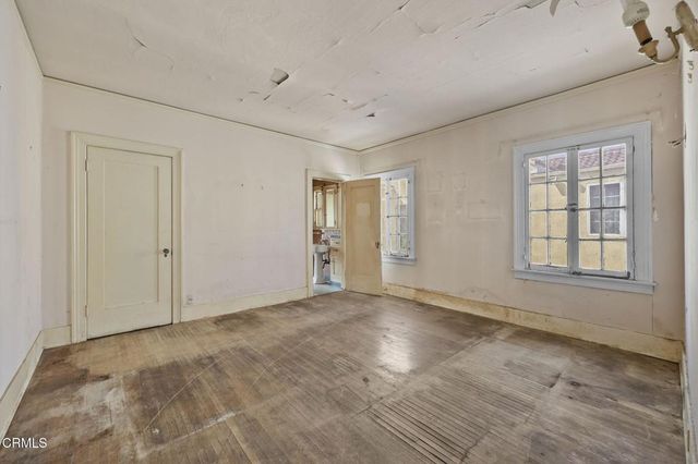 3273 Country Club Drive, Los Angeles, CA 90019