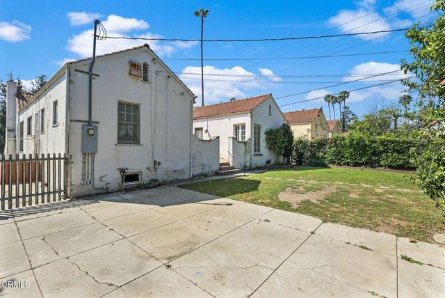 3273 Country Club Drive, Los Angeles, CA 90019