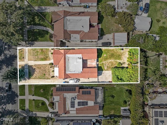 3273 Country Club Drive, Los Angeles, CA 90019