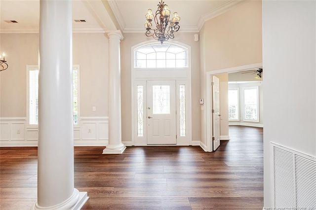 221 W Dove Ridge Lane, Spring Lake, NC 28390