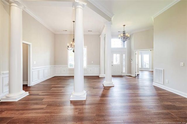 221 W Dove Ridge Lane, Spring Lake, NC 28390