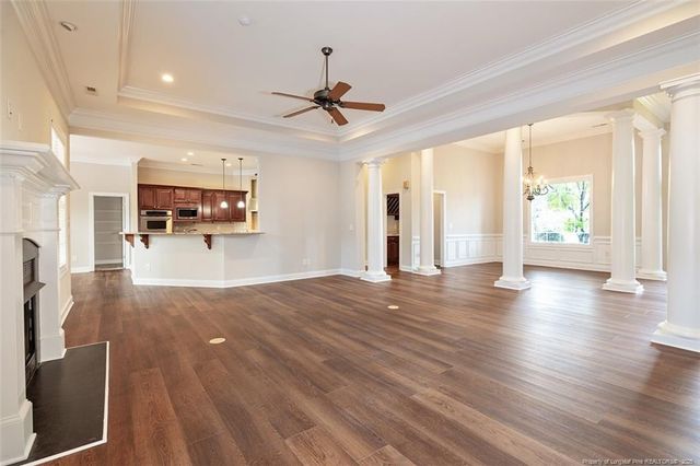 221 W Dove Ridge Lane, Spring Lake, NC 28390
