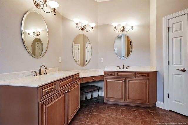 221 W Dove Ridge Lane, Spring Lake, NC 28390