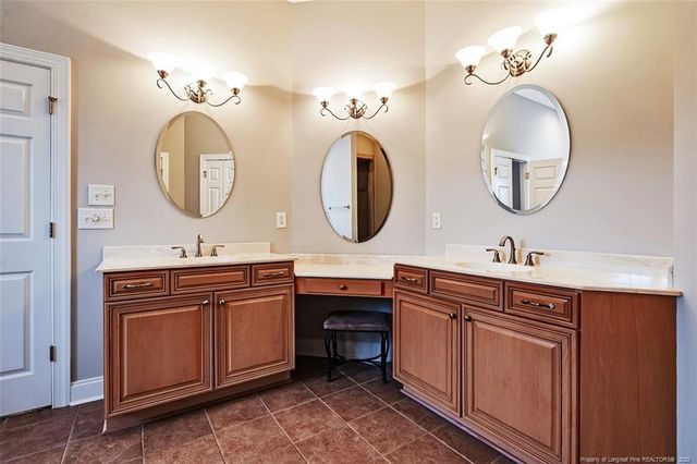 221 W Dove Ridge Lane, Spring Lake, NC 28390