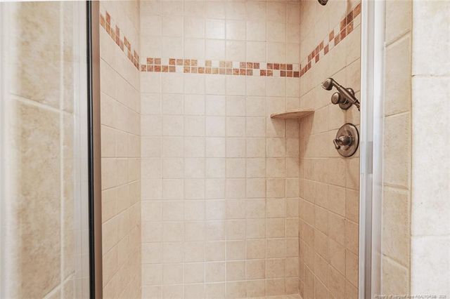 221 W Dove Ridge Lane, Spring Lake, NC 28390