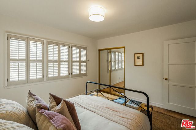 5700 Fallsgrove Street, Los Angeles, CA 90016