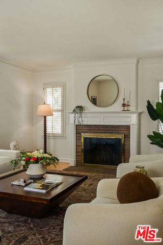 5700 Fallsgrove Street, Los Angeles, CA 90016