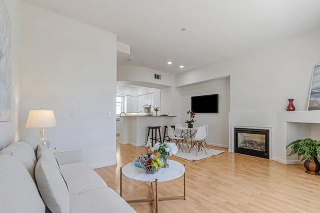 39 Cloud Walk, Milpitas, CA 95035