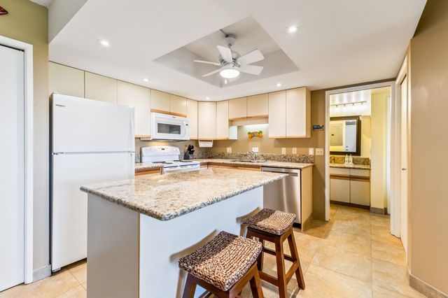 2575 S Kihei Rd Apt Q402 402, Kihei, HI 96753