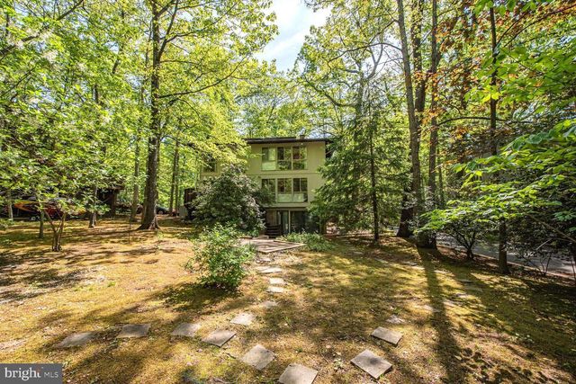 11046 SEVEN HILL LANE, Potomac, MD 20854