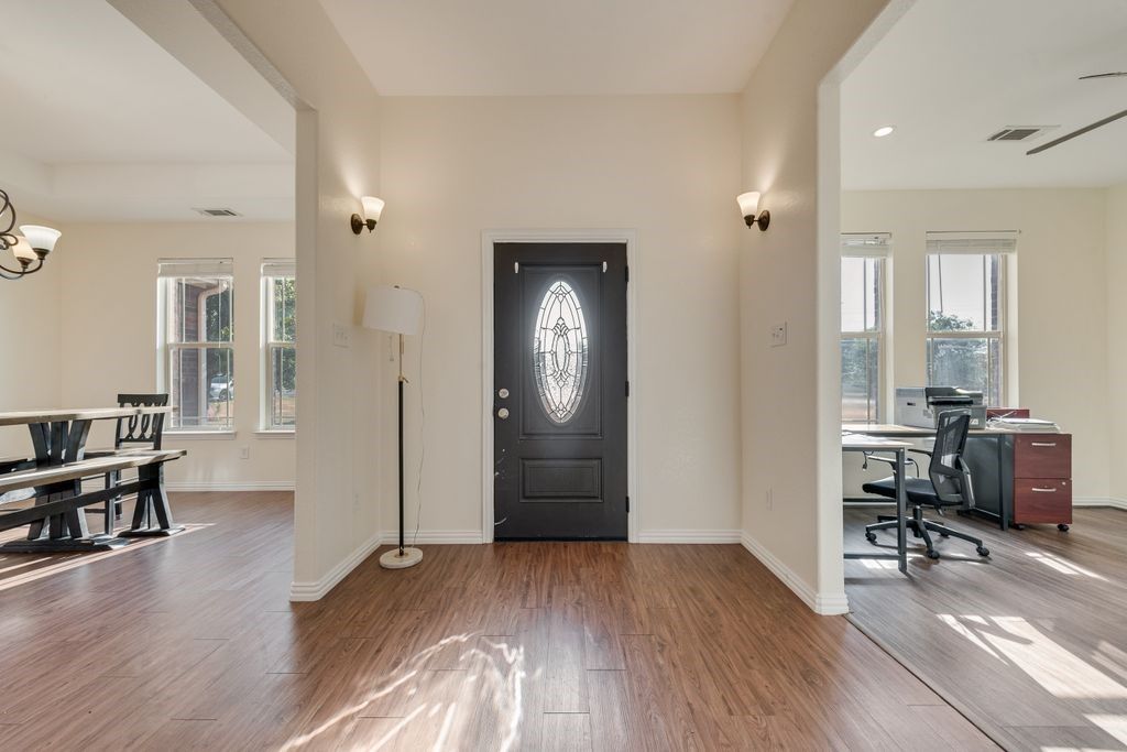 2121 N Mockingbird Lane, Midlothian, TX 76065 — photo 5