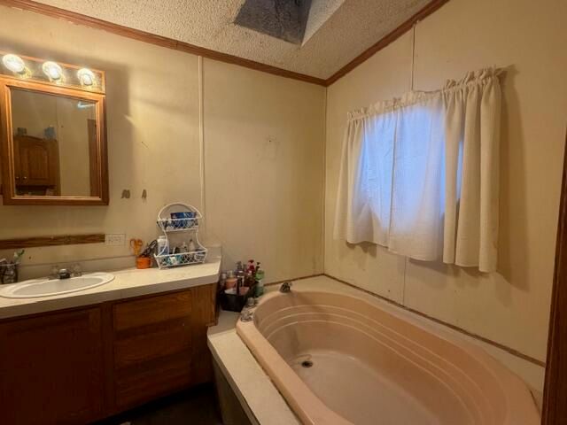 5237 S Chestnut Avenue, Newaygo, MI 49337