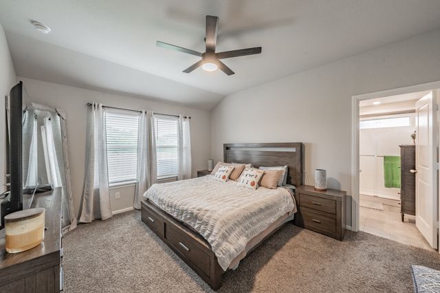 1385 Dillard Creek Drive, Fort Worth, TX 76247