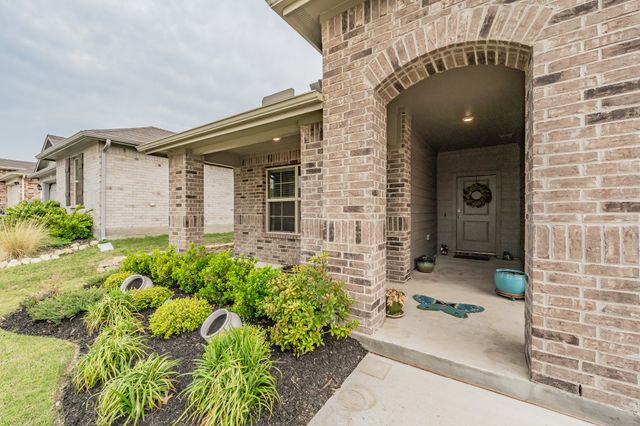 1385 Dillard Creek Drive, Fort Worth, TX 76247