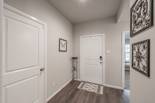 1385 Dillard Creek Drive, Fort Worth, TX 76247