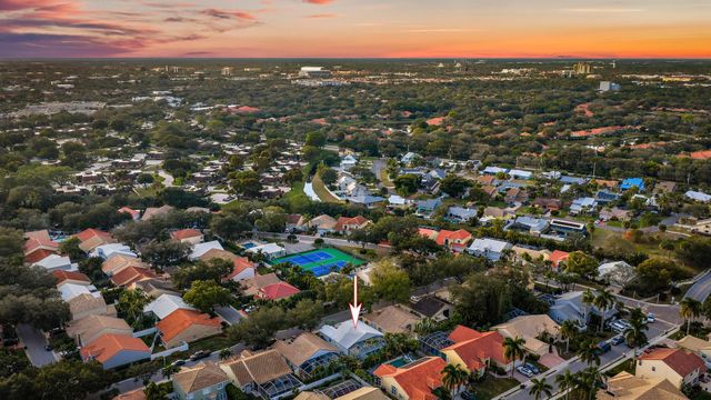 1077 Siena Oaks Circle E, Palm Beach Gardens, FL 33410