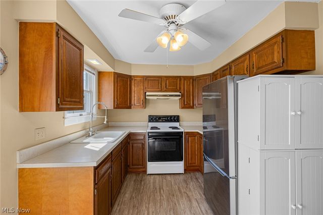 1469 Hazel Avenue, Madison, OH 44057