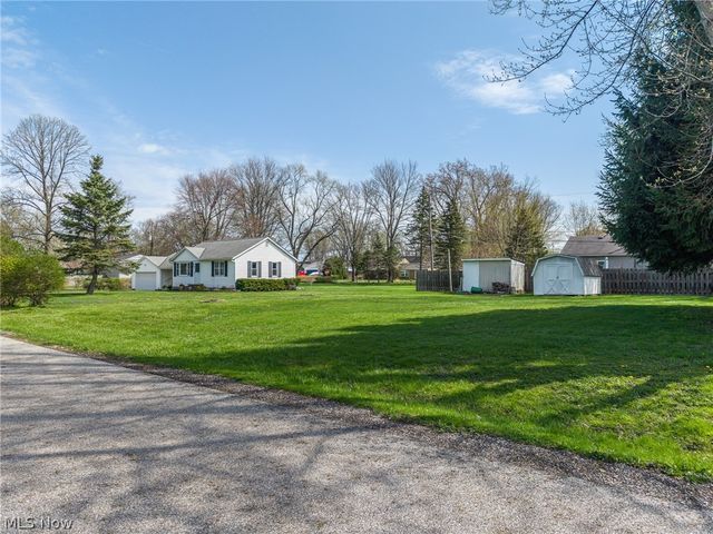 1469 Hazel Avenue, Madison, OH 44057