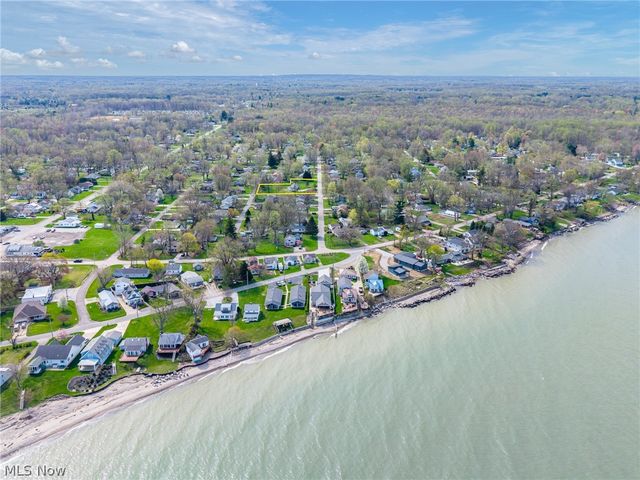 1469 Hazel Avenue, Madison, OH 44057