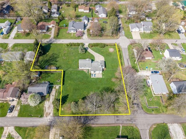 1469 Hazel Avenue, Madison, OH 44057