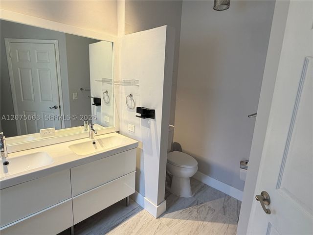 1646 SW 148th Ter 1646, Pembroke Pines, FL 33027