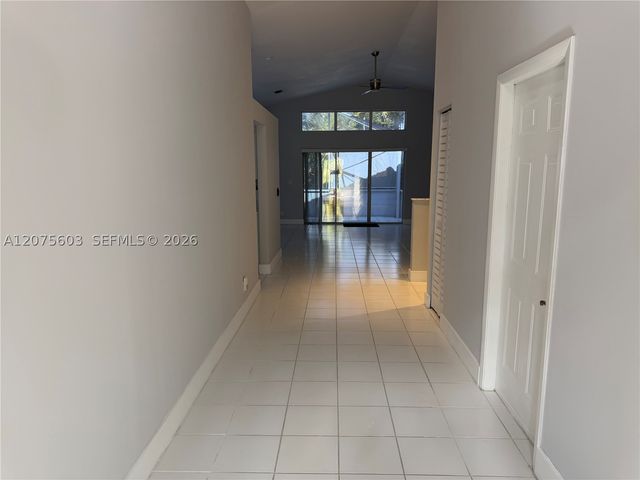 1646 SW 148th Ter 1646, Pembroke Pines, FL 33027
