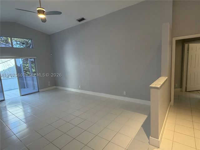 1646 SW 148th Ter 1646, Pembroke Pines, FL 33027
