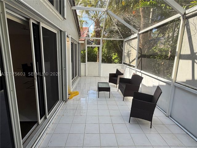 1646 SW 148th Ter 1646, Pembroke Pines, FL 33027