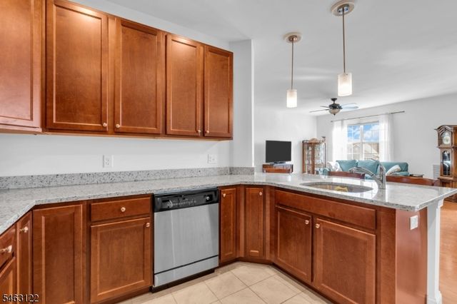 7213 Minuteman Ln 7213, Franklin Twp., NJ 08873