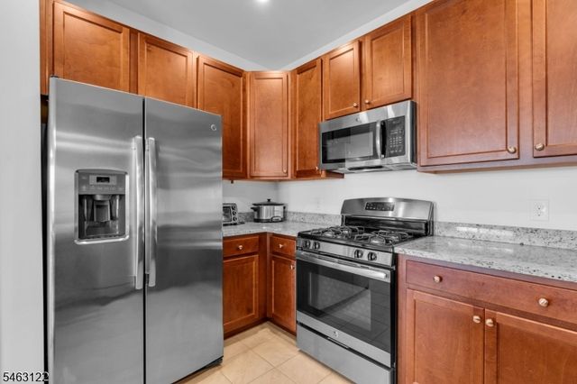 7213 Minuteman Ln 7213, Franklin Twp., NJ 08873
