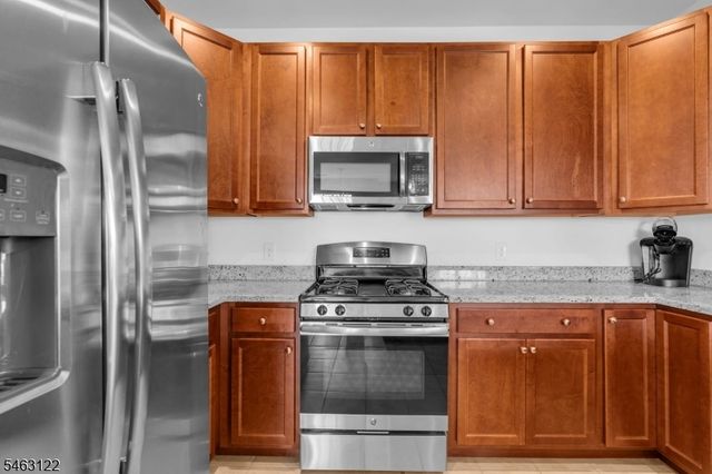 7213 Minuteman Ln 7213, Franklin Twp., NJ 08873