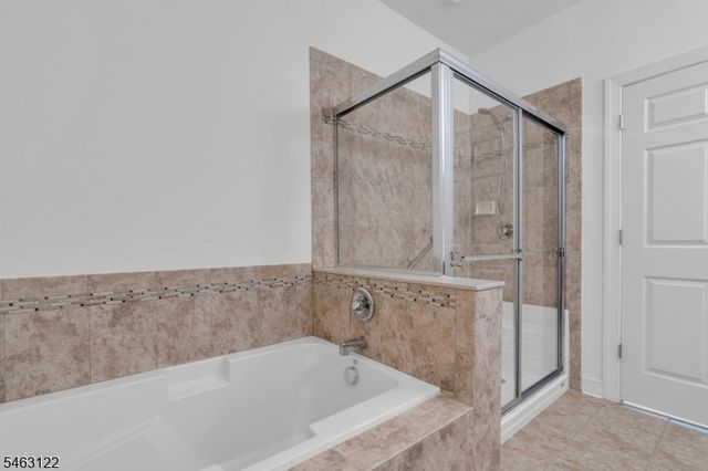 7213 Minuteman Ln 7213, Franklin Twp., NJ 08873