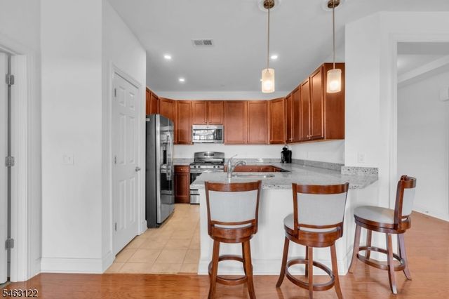 7213 Minuteman Ln 7213, Franklin Twp., NJ 08873