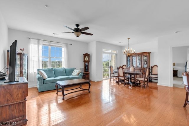 7213 Minuteman Ln 7213, Franklin Twp., NJ 08873