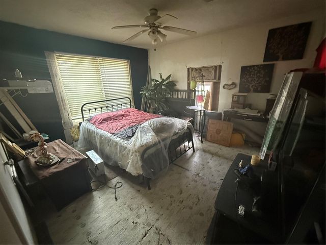 117 Cabaniss Avenue, Baytown, TX 77520