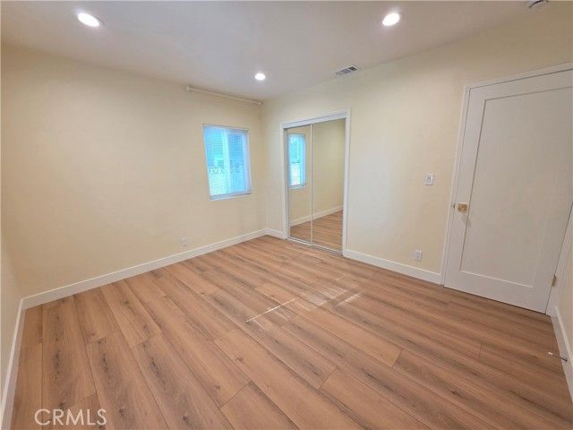 18719 Bassett, Reseda (los Angeles), CA 91335