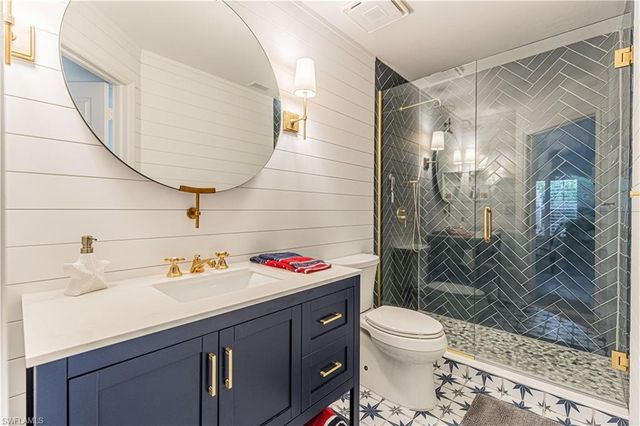 24821 Lakemont Cove LN 202, Bonita Springs, FL 34134