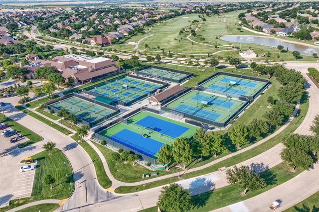 9700 Blackwood Drive, Denton, TX 76207