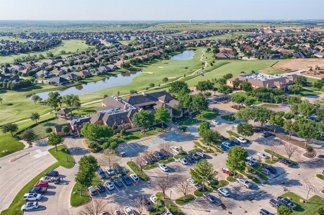 9700 Blackwood Drive, Denton, TX 76207