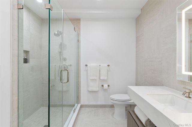 140 Boardwalk 809B, Long Beach, NY 11561